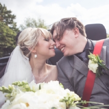 Mobile Professional Wedding Make-up Artist Nottingham : Luna Photography