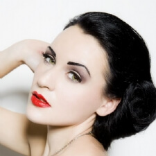 Makeup Artist Nottingham - Professional Mobile Bridal Makeup Artist. UK Wedding Makeup Artist.