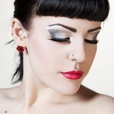 Makeup Artist Nottingham - Professional Mobile Bridal Makeup Artist. UK Wedding Makeup Artist.