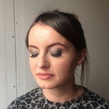 Makeup Artist Nottingham - Professional Mobile Wedding Makeup Artist. UK Bridal Makeup Artist.