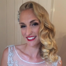 Makeup Artist Nottingham - Professional Mobile Wedding Makeup Artist. UK Bridal Makeup Artist.