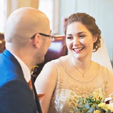 Mobile Professional Wedding Make-up Artist Nottingham : Iris & Ivy Photography