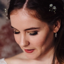 Mobile Professional Wedding Make-up Artist Nottingham : Roostain Photography