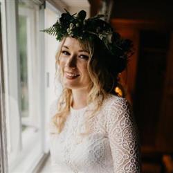 Ms Moo Review : Jenny